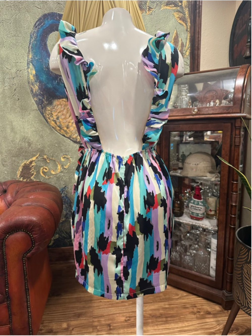 Karlie Ruffle Open Back Abstract Print Mini Dress with Pockets - Size M - Picture 7 of 14
